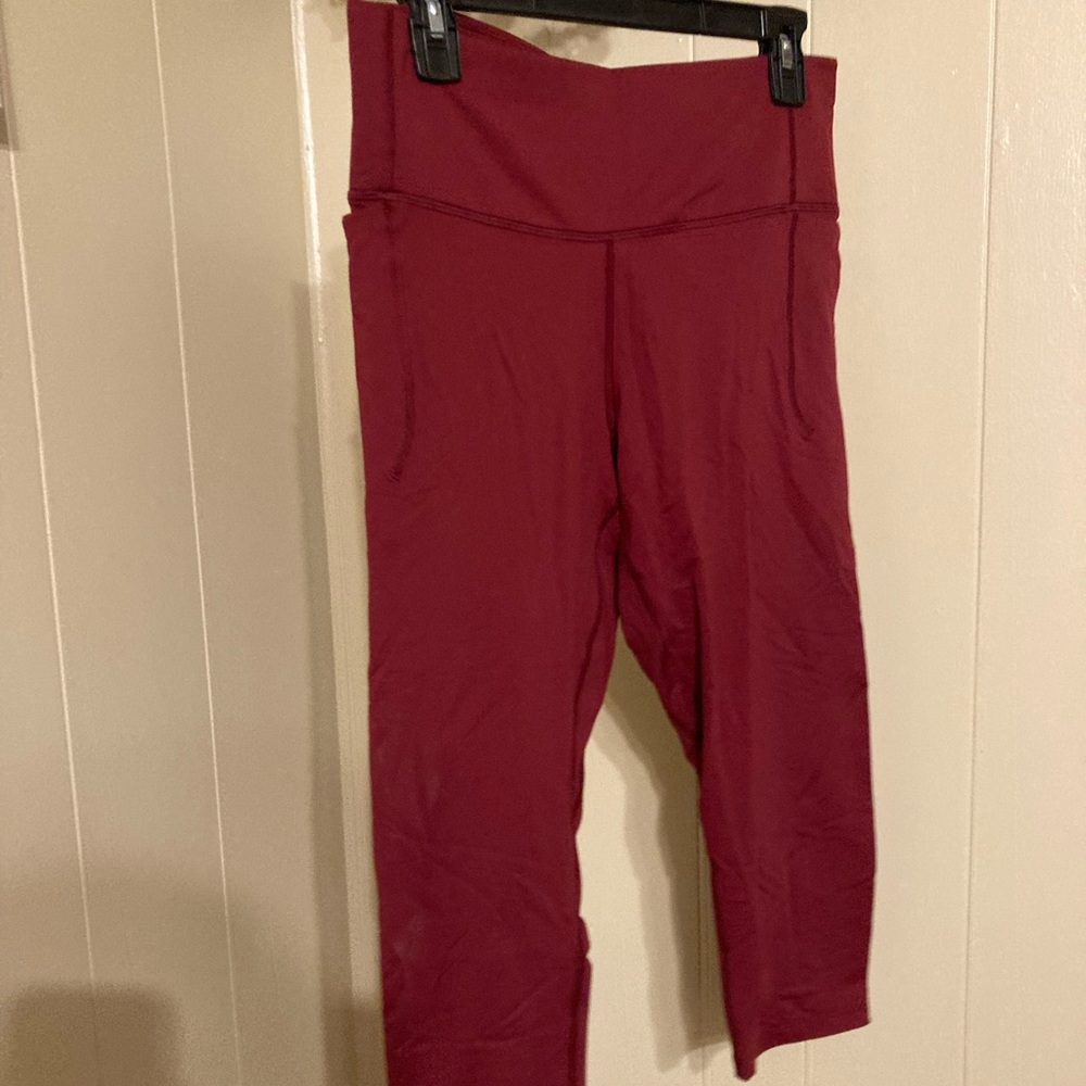 Under Armour capri pants